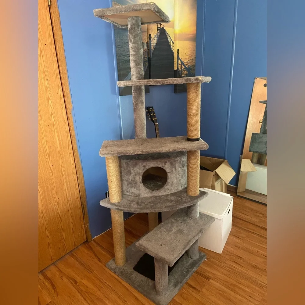 Cat castle
